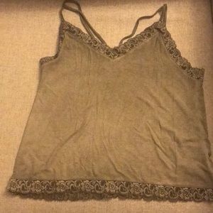 A cute American eagle tank top